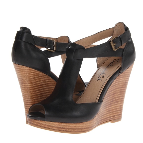 Splendid Shoes - Splendid Backbay Black Wedge Size 6